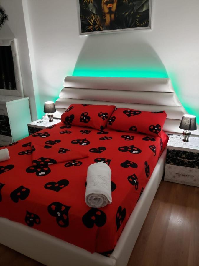 Cosy 2Br Apartment Near Tirana Airport - Self Check-In 24Hr Buitenkant foto