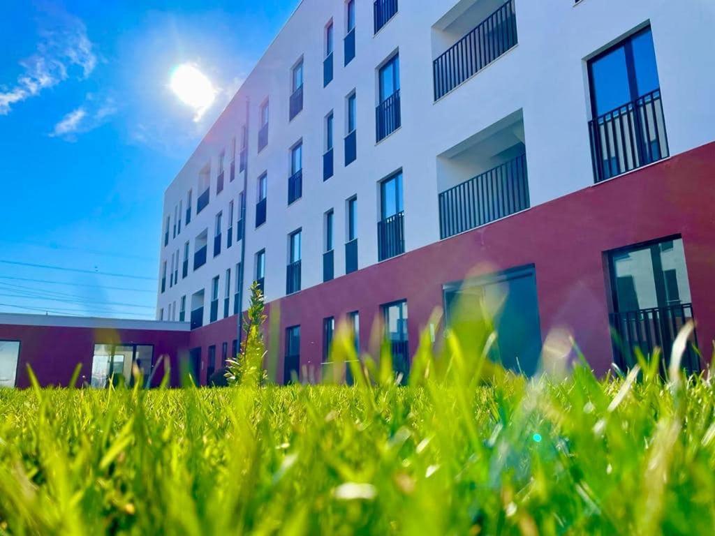 Cosy 2Br Apartment Near Tirana Airport - Self Check-In 24Hr Buitenkant foto